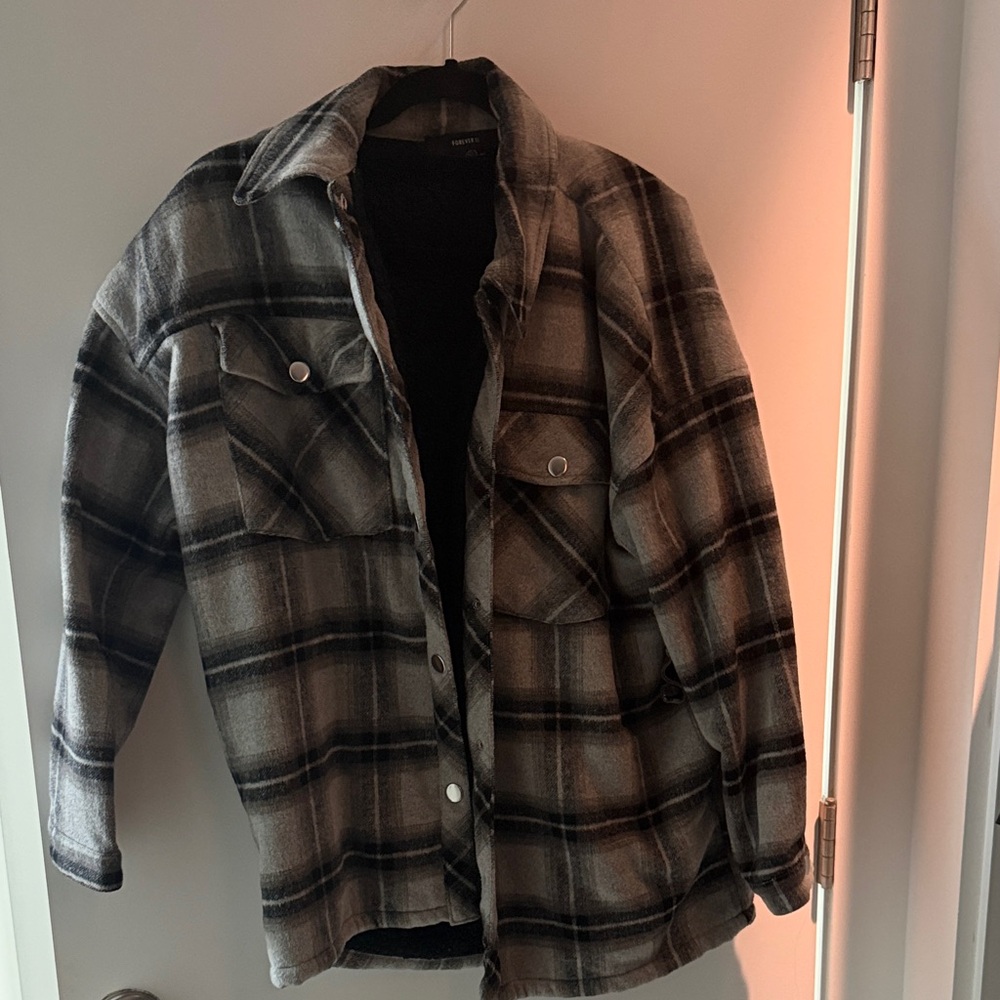 Forever 21 Women’s Plaid Shirt Jacket - Size Small